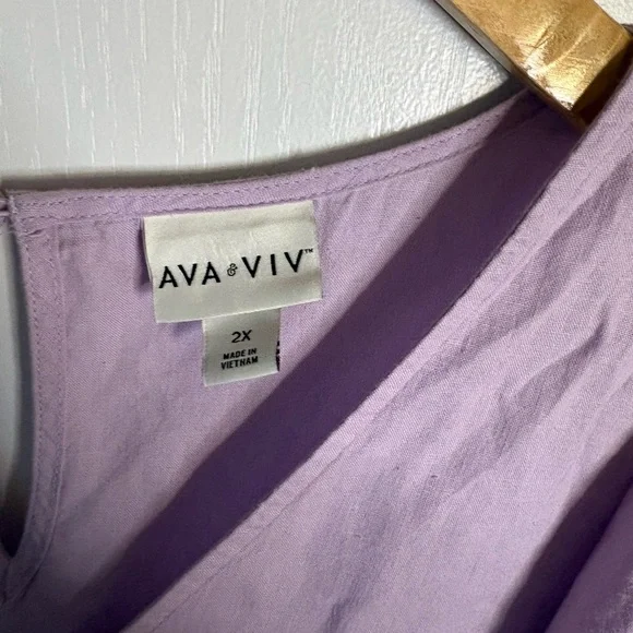 Ava & Viv Lavender V-Neck Blouse - Picture 4 of 7